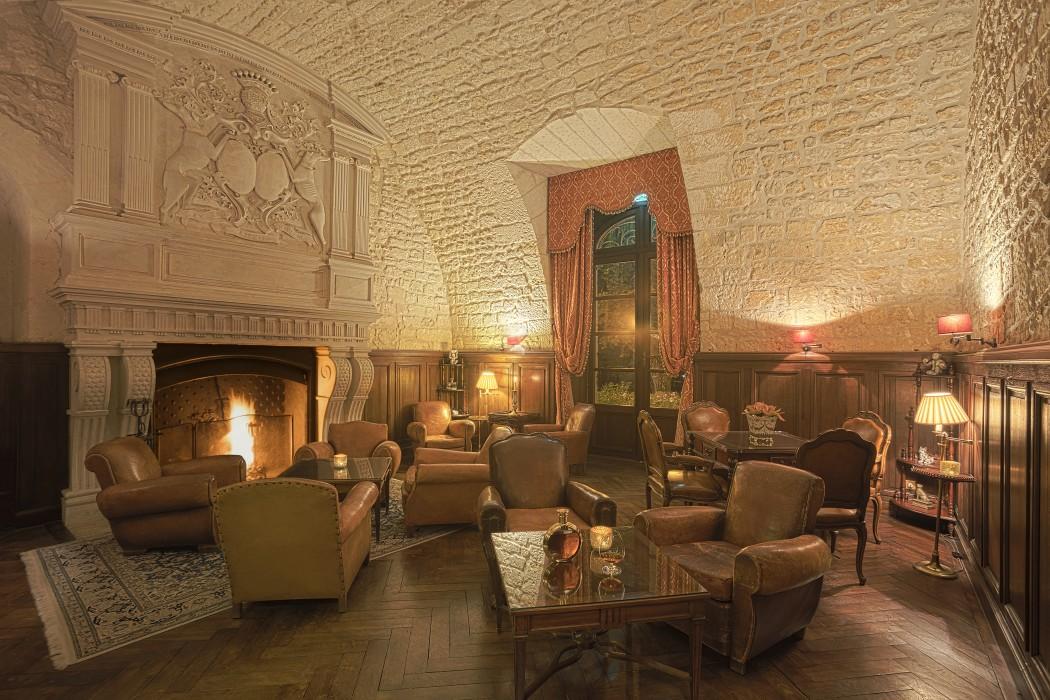 Chateau De Mirambeau - Relais & Chateaux Buitenkant foto