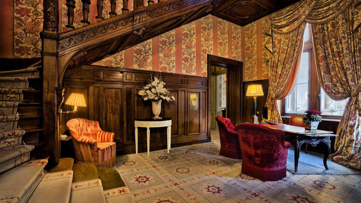 Chateau De Mirambeau - Relais & Chateaux Buitenkant foto