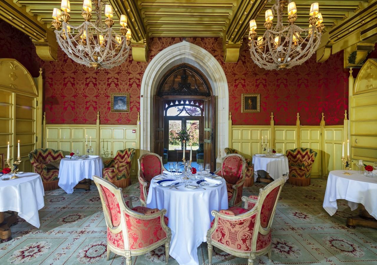 Chateau De Mirambeau - Relais & Chateaux Buitenkant foto